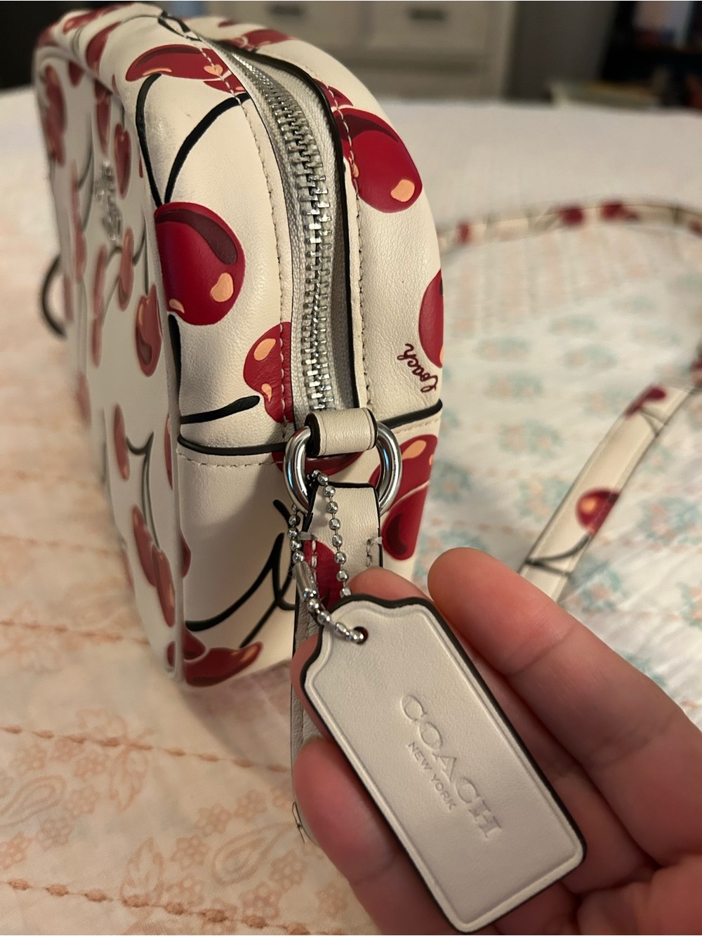 COACH Jamie Camera Bag With Cherry Print In Smooth Leather In Chalk Colorway GUC - Picture 3 of 13
